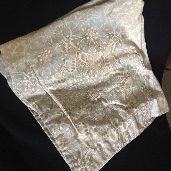 2 Pottery Barn Caesarea Euro Pillow Cases - Picture 2 of 4